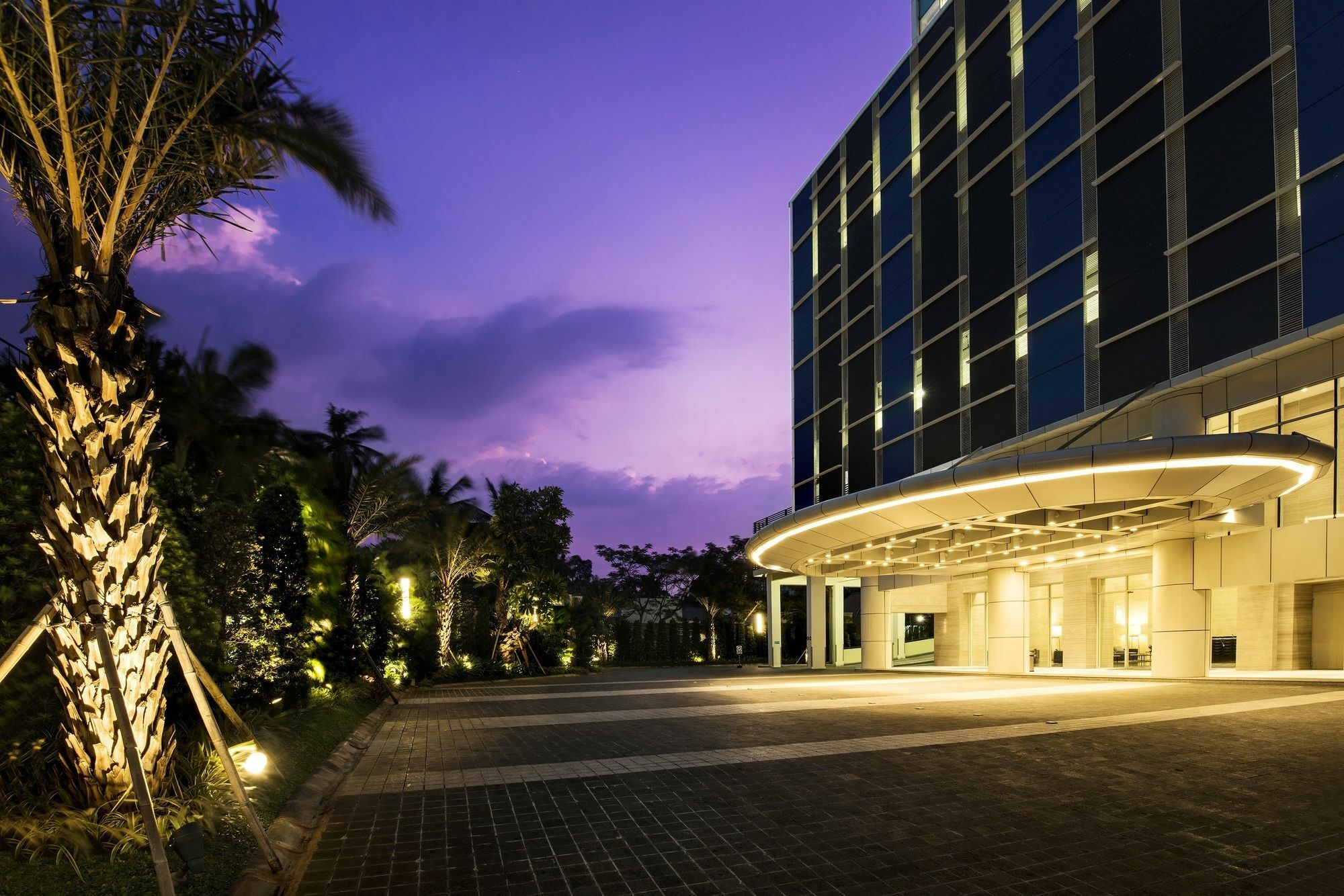 Oakwood Suites La Maison Jakarta Exterior photo